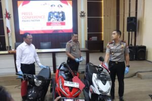 Polres Pacitan Amankan Tersangka Pencuri Emas Senilai Rp.350 Juta Milik Lansia